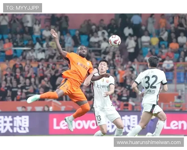 中超第24轮焦点战河南队迎战北京国安豪华对决即将上演 中超第24轮焦点战河南队迎战北京国安豪华对决即将上演