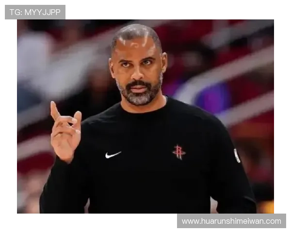 乌度卡谈首发人选策略将以阵容稳定为核心并依据对手灵活调整 乌度卡谈首发人选策略将以阵容稳定为核心并依据对手灵活调整